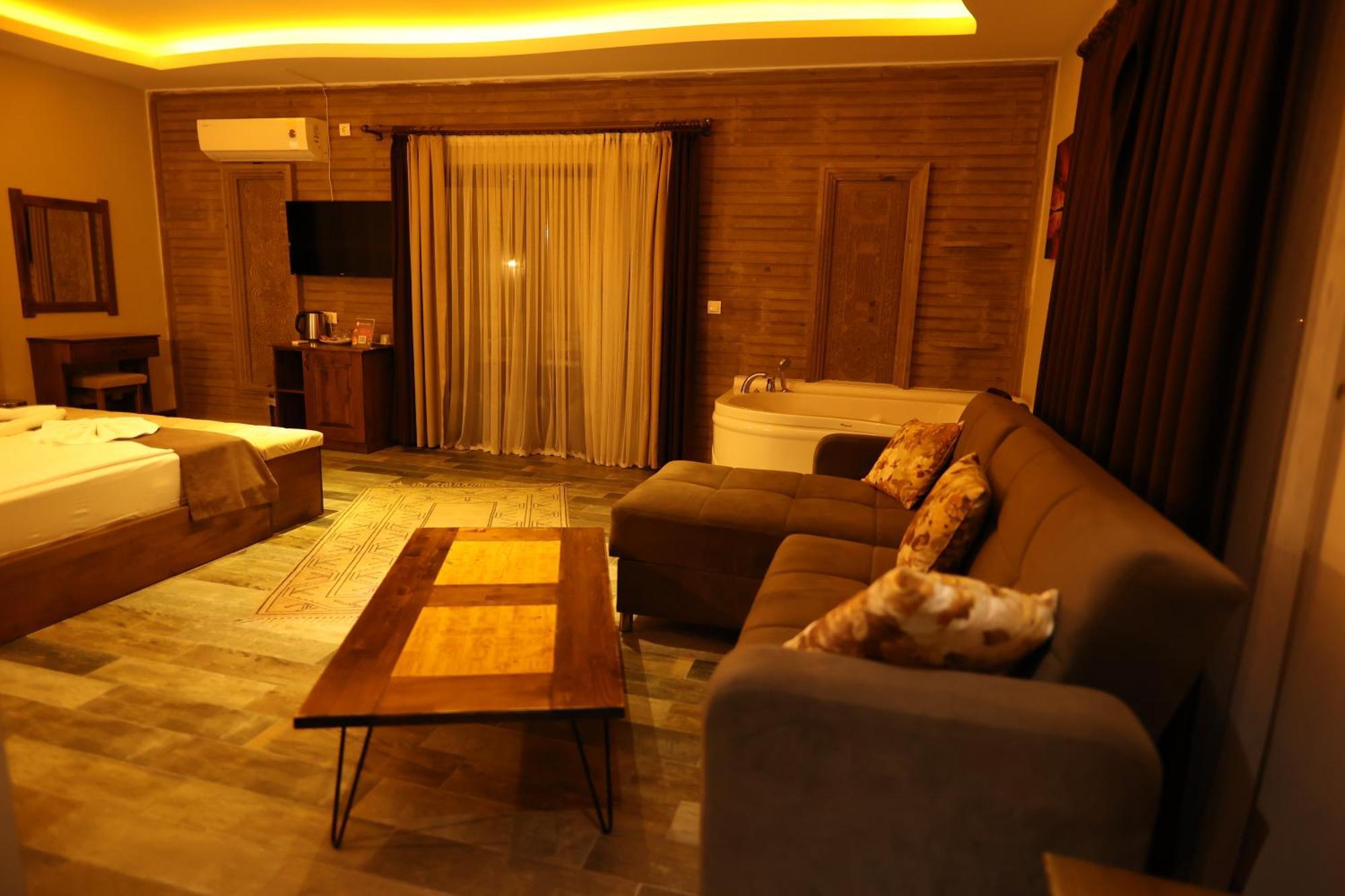 El Nazar Stone Suite Uchisar Exterior photo