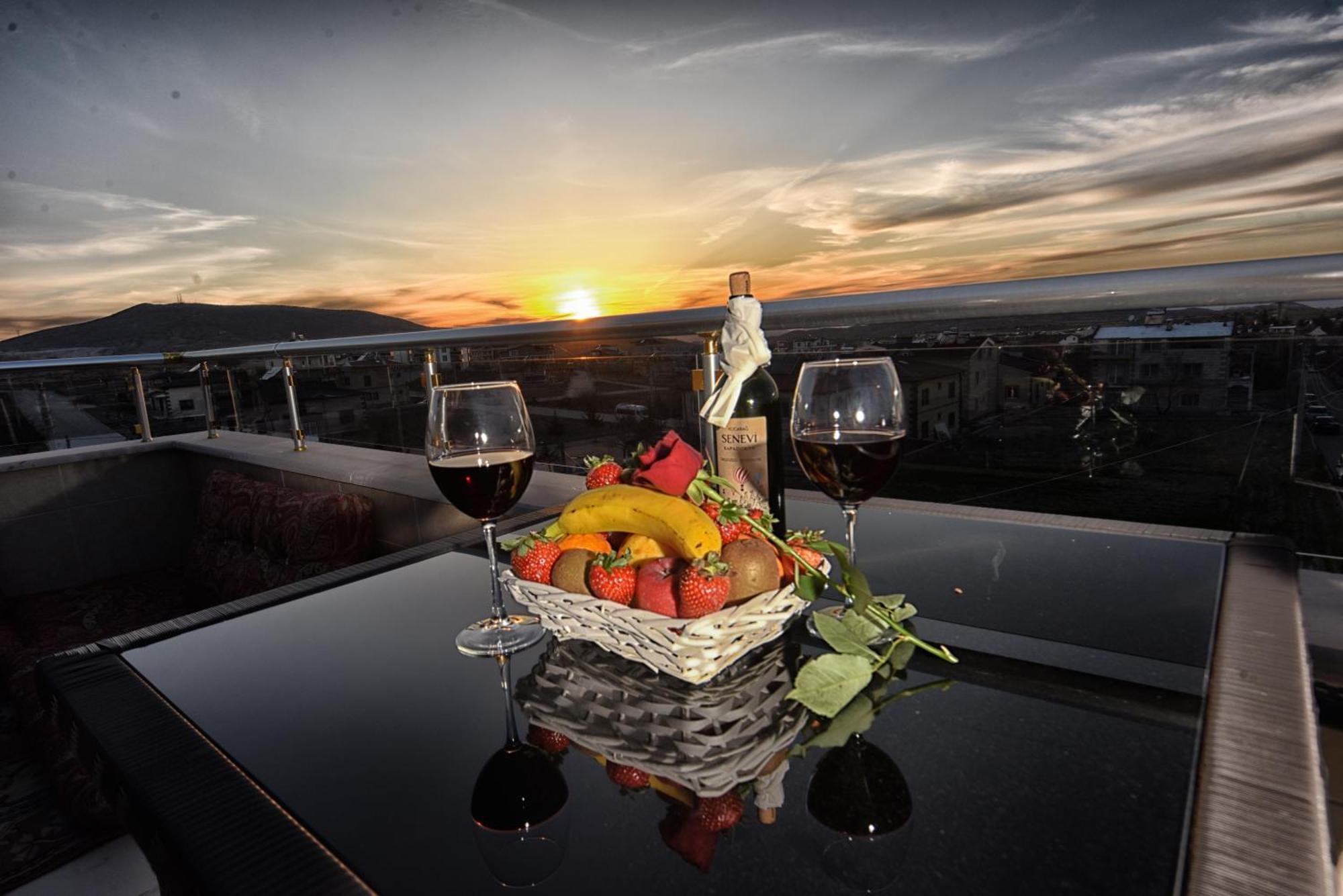 El Nazar Stone Suite Uchisar Exterior photo