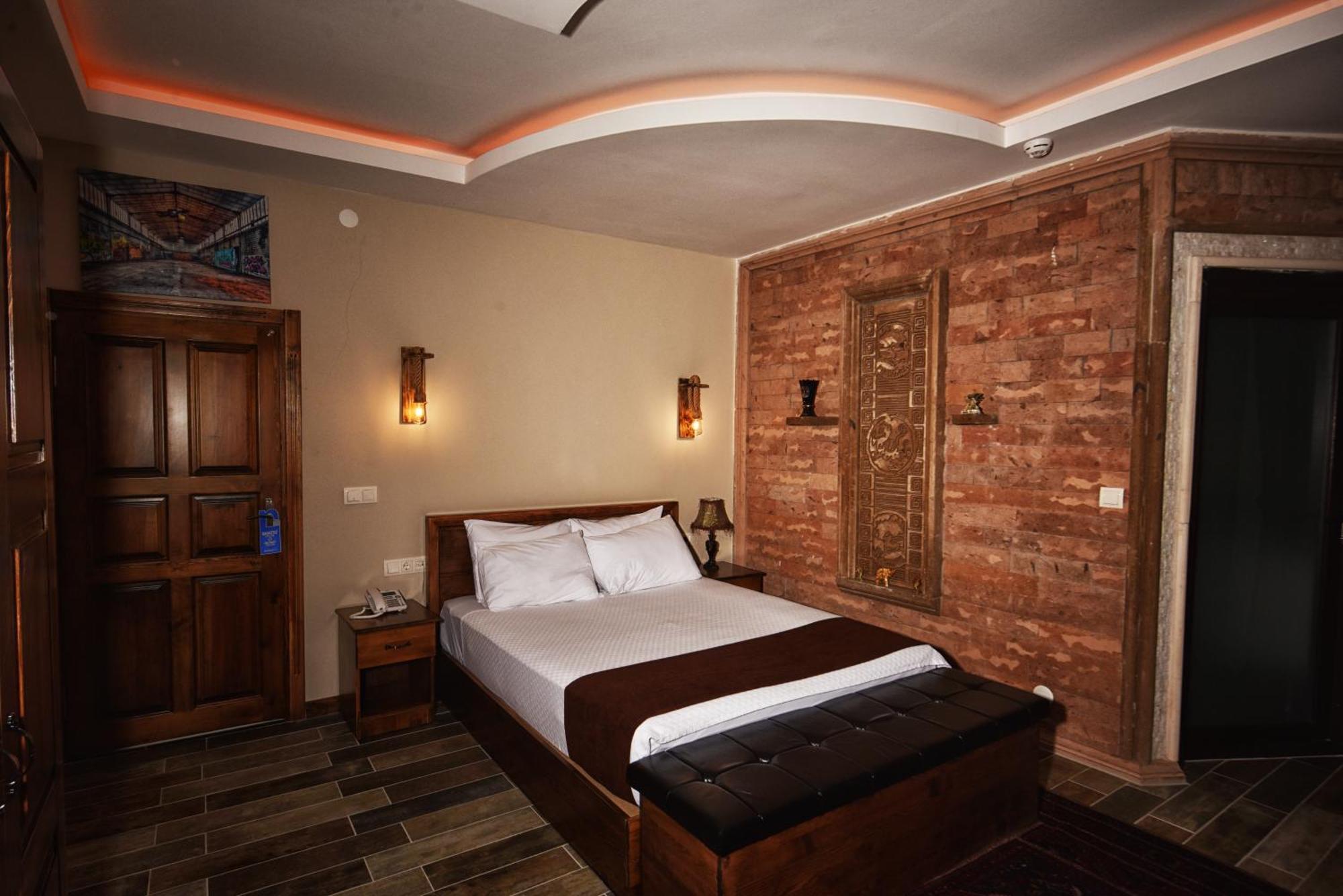 El Nazar Stone Suite Uchisar Exterior photo
